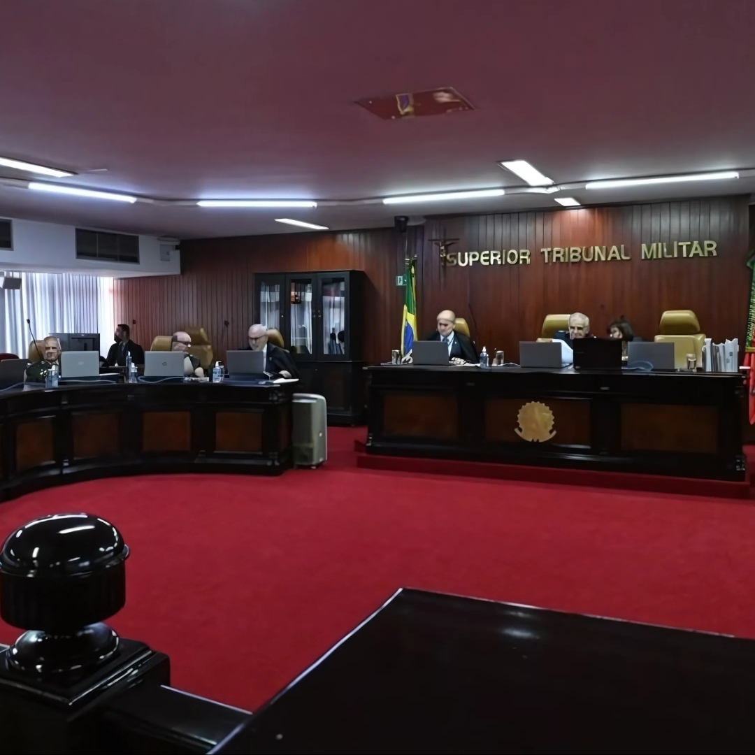 Sala de audiência do STM.